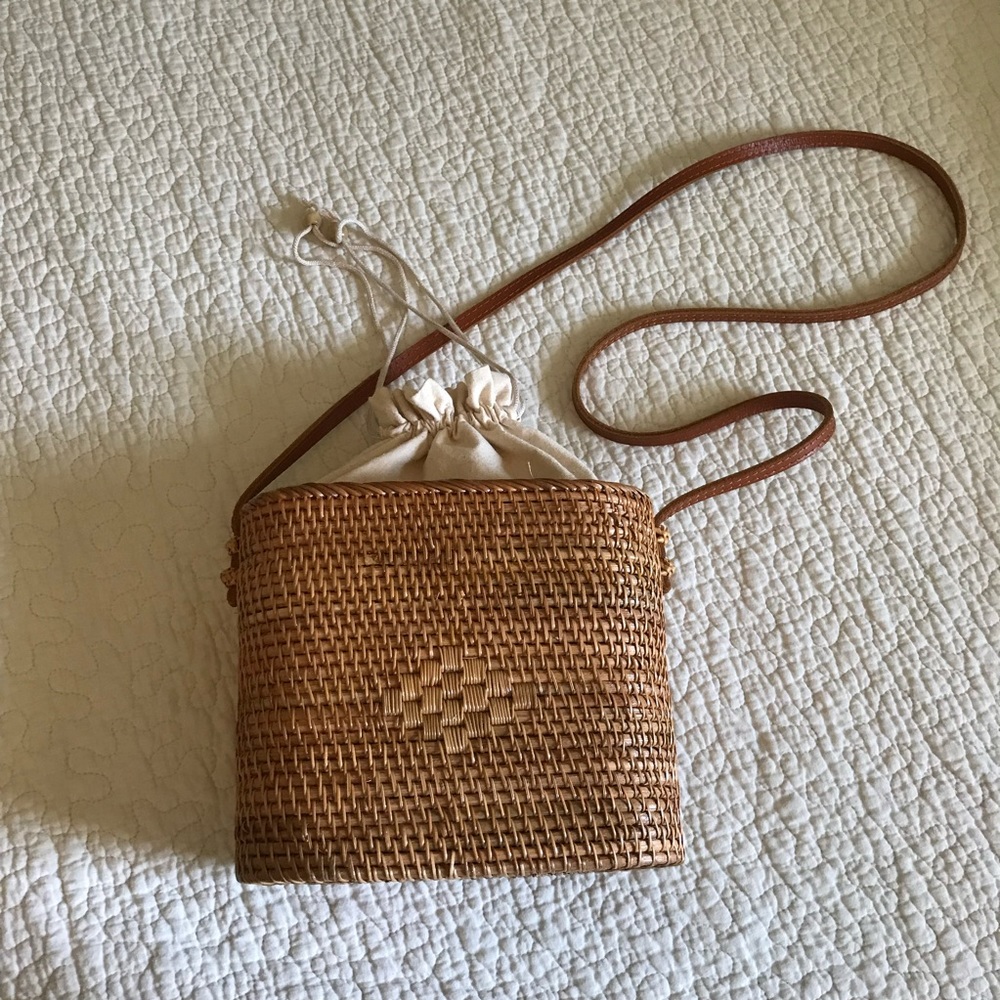Wicker purse